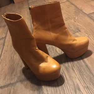 Steve Madden brown heels
